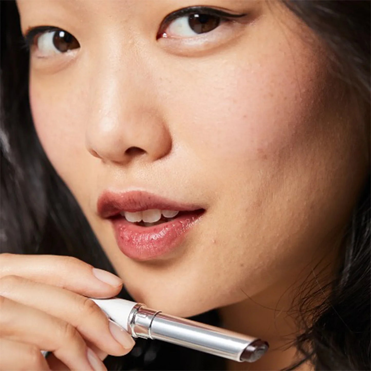 Clinique Almost in Black Hunaja Huulipuna 1.9g